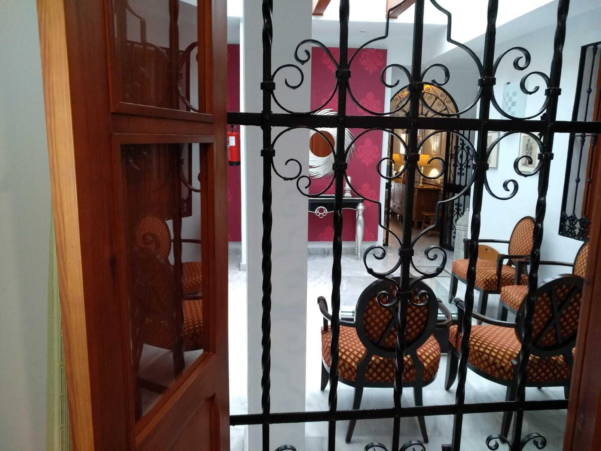 Hotel Goya Sevilla Bagian luar foto