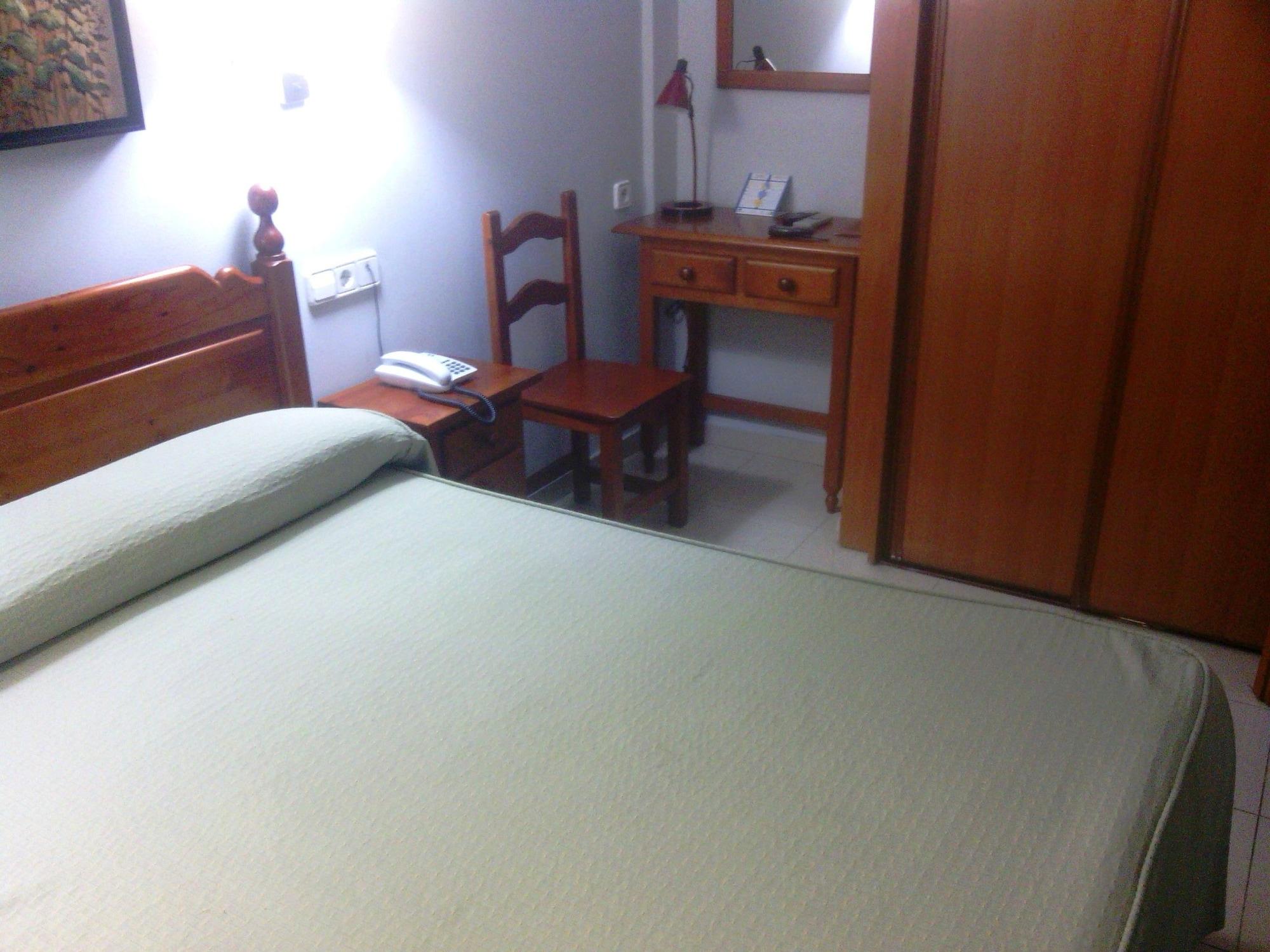 Hotel Goya Sevilla Bagian luar foto