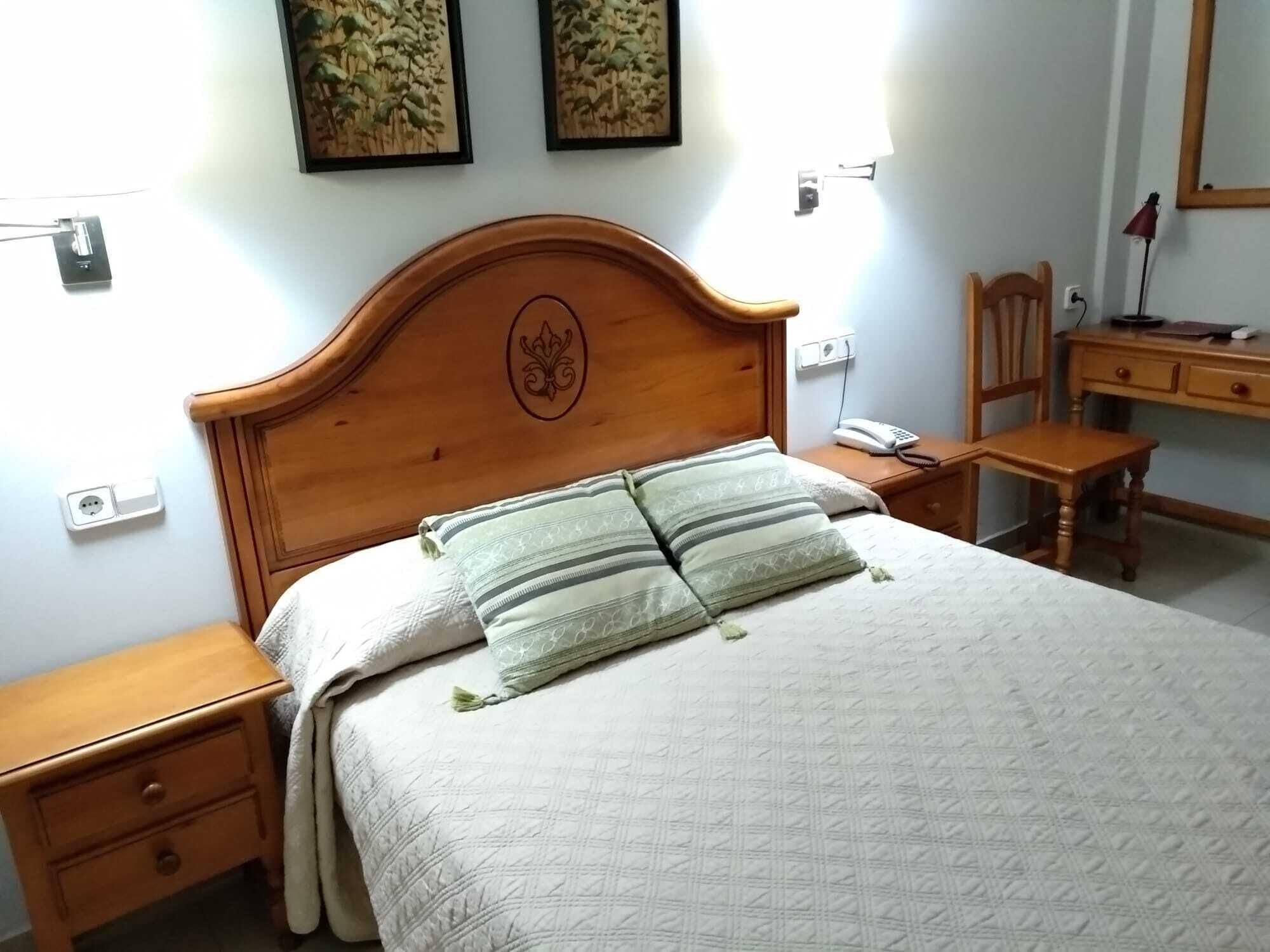 Hotel Goya Sevilla Bagian luar foto