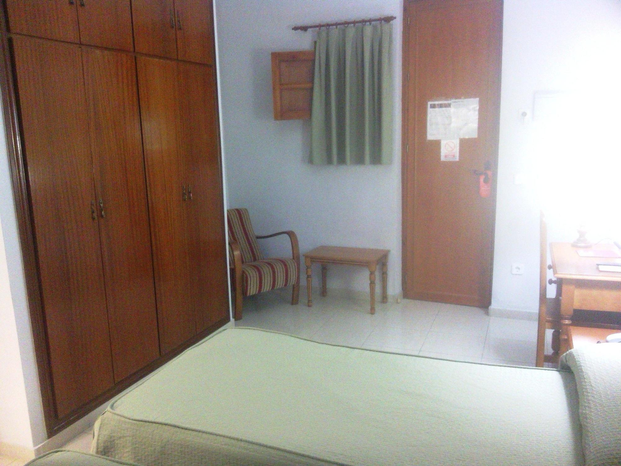 Hotel Goya Sevilla Bagian luar foto