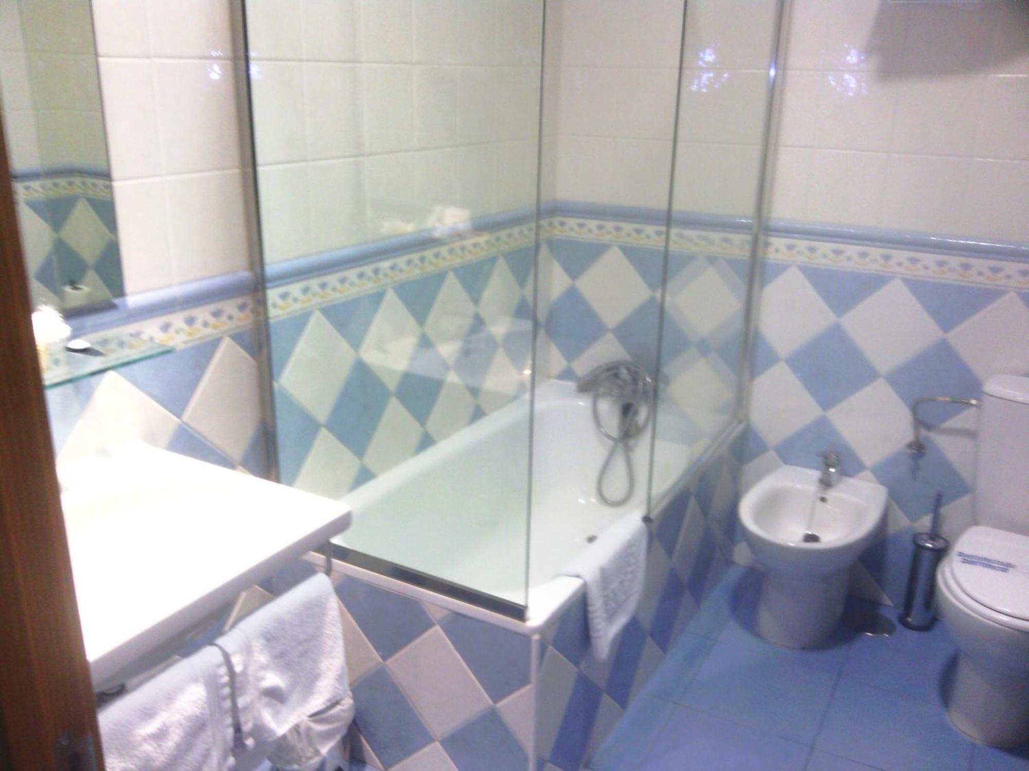 Hotel Goya Sevilla Bagian luar foto