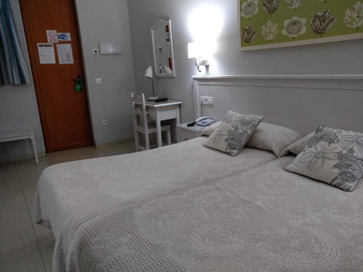 Hotel Goya Sevilla Bagian luar foto
